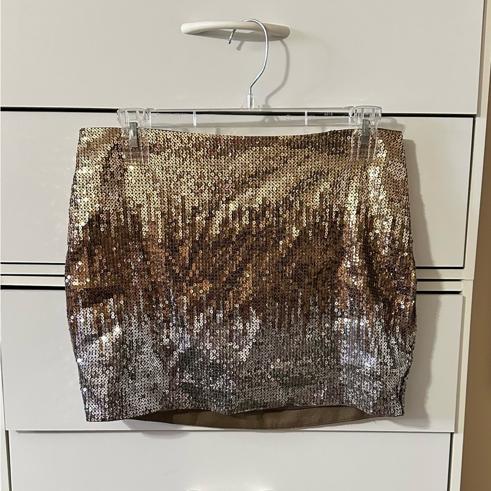 2B Bebe ombre, Sequin mini Skirt
